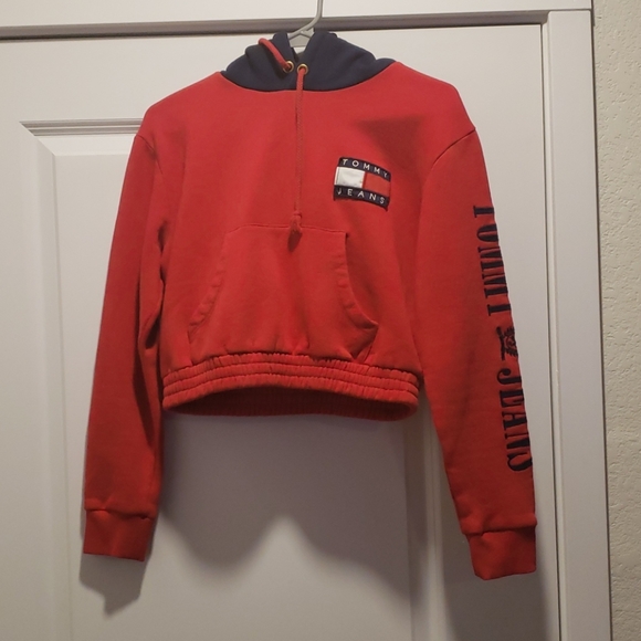 Tommy Hilfiger Tops - Tommy Hilfiger vintage 90s cropped sweater